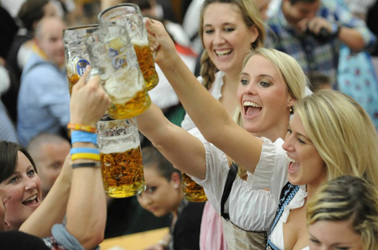 假制度:欧洲最享受 亚洲最勤奋不朽情缘游戏平台盘点各国带薪休(图4) 假制度:欧洲最享受 亚洲最勤奋不朽情缘游戏平台盘点各国带薪休(图4)